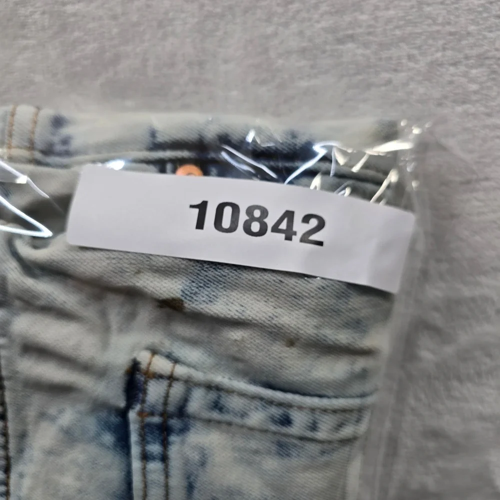 Levi's Shorts Mens 40 Blue Cotton‎ Blend Acid Wash Denim 502 Regular Taper 11